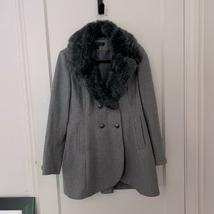 EUC Gray French Connection Faux Fur Collar Coat